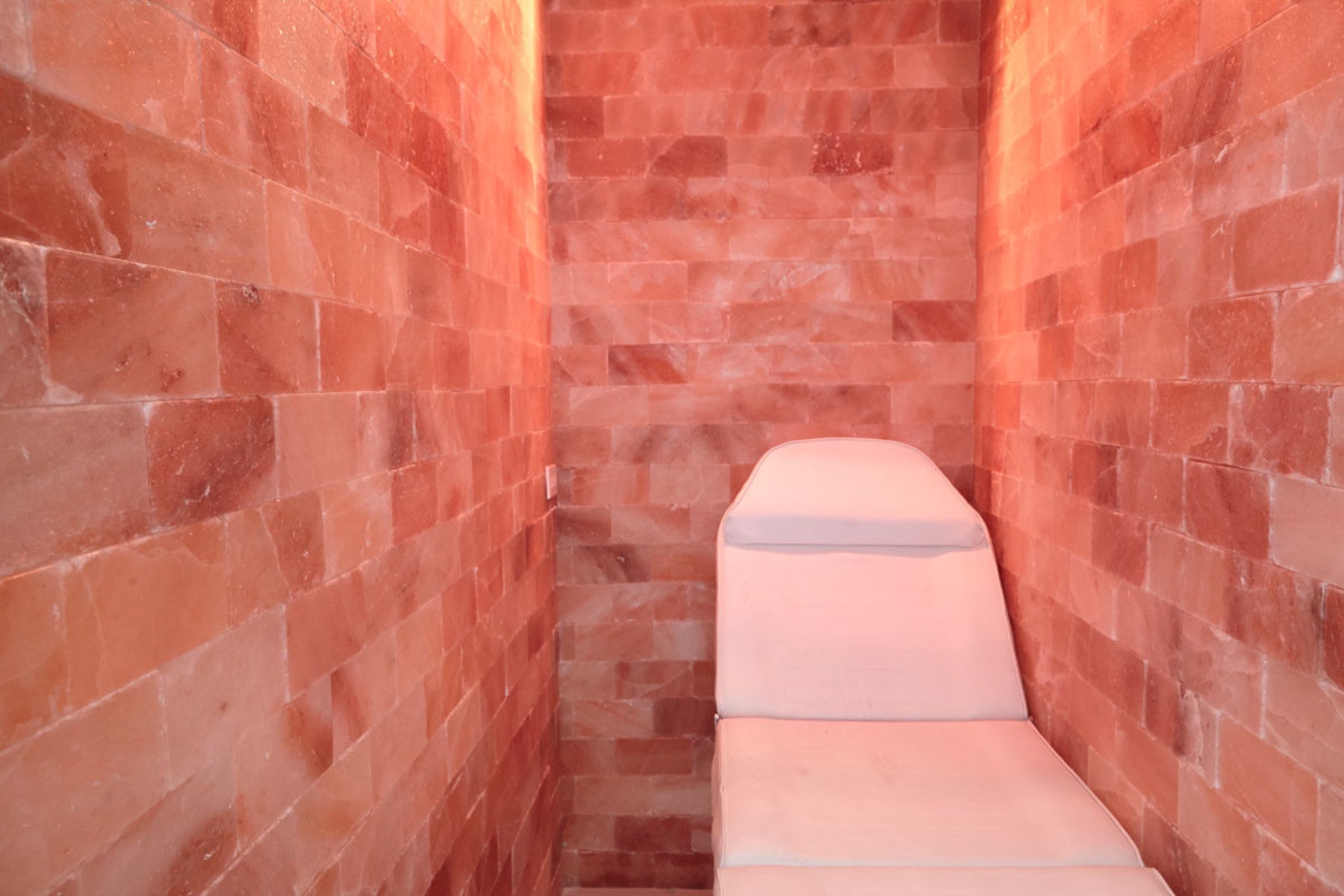 Himalayan Salt Sauna 4' x  4' Surface Area - 16 Sq feet
